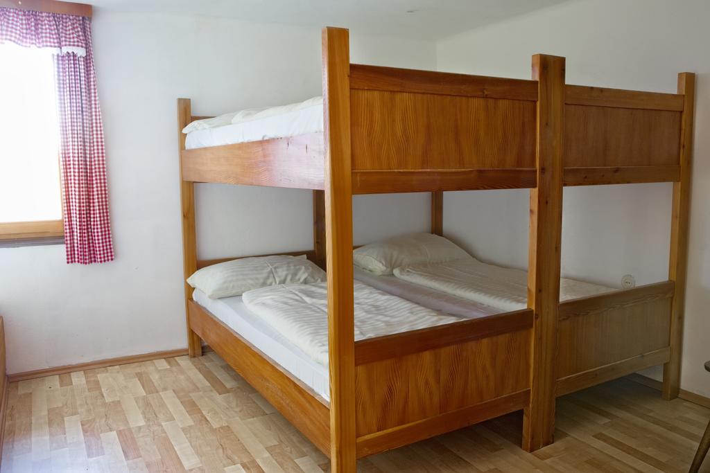 Hotel Altes Almhaus Maria Lankowitz Zimmer foto